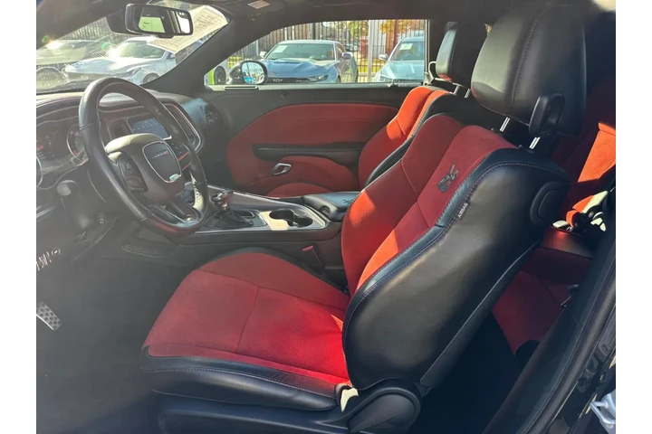 2022 Challenger R/T SCAT Pack image 7