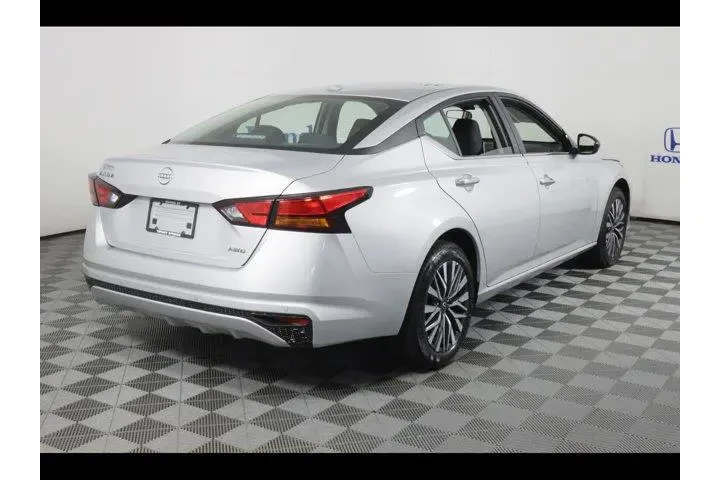$25875 : Nissan Altima 2025 AWD 2.5 S image 7