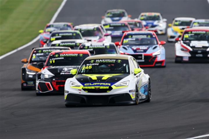 2025 TCR UK Touring Car Champ image 1