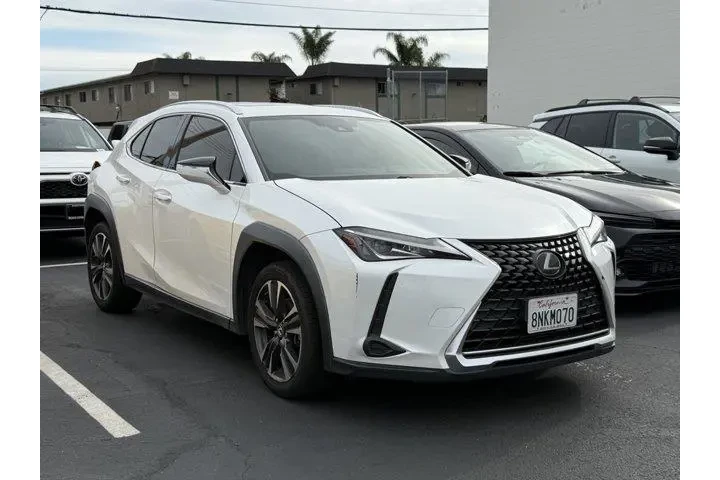 $18869 : Lexus UX 200 2020 4dr Crosso image 1