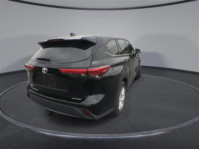 $30500 : PRE-OWNED 2021 TOYOTA HIGHLAN image 8