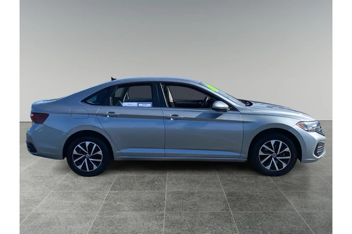 $25397 : Volkswagen Jetta 2024 S 4dr image 6