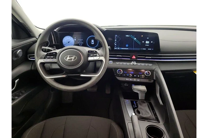 $21998 : Hyundai ELANTRA 2024 SEL 4dr image 10