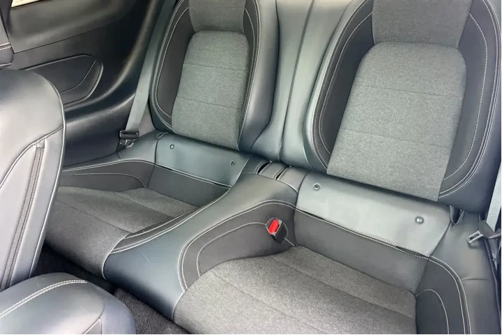 $40000 : Ford Mustang 2024 GT 2dr Fas image 4