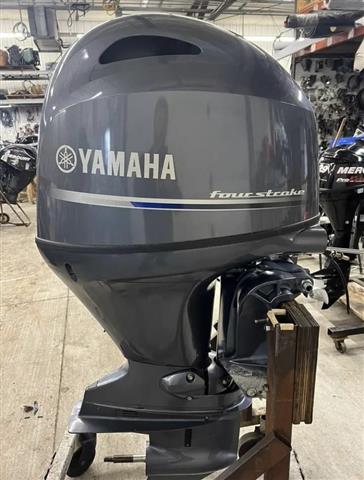 $4500 : Yamaha 90 HP Outboard Motor image 2