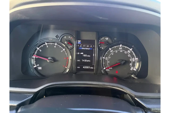 $36144 : Toyota 4Runner 2024 4x4 SR5 image 8