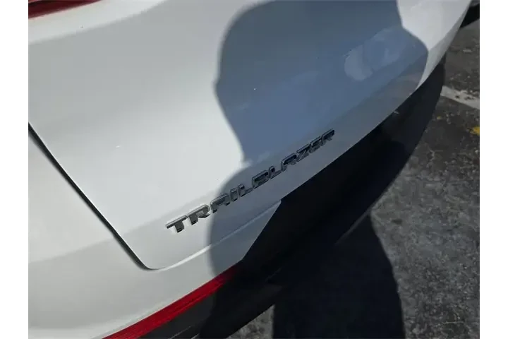 $19990 : Chevrolet Trailblazer 2024 L image 6