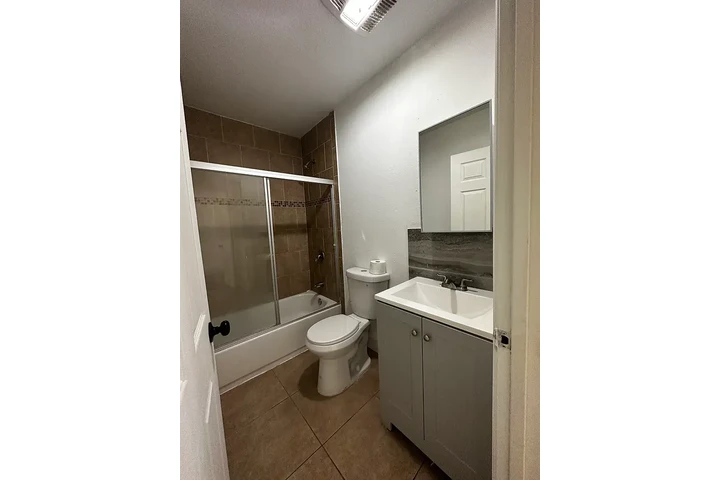 $2000 : Serendipity at its peak image 7