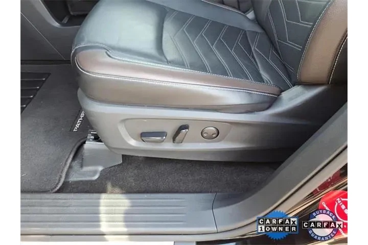 $39895 : Nissan Pathfinder 2024 AWD P image 5