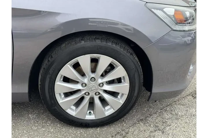 $15990 : Honda Accord 2014 EX-L V6 4d image 9