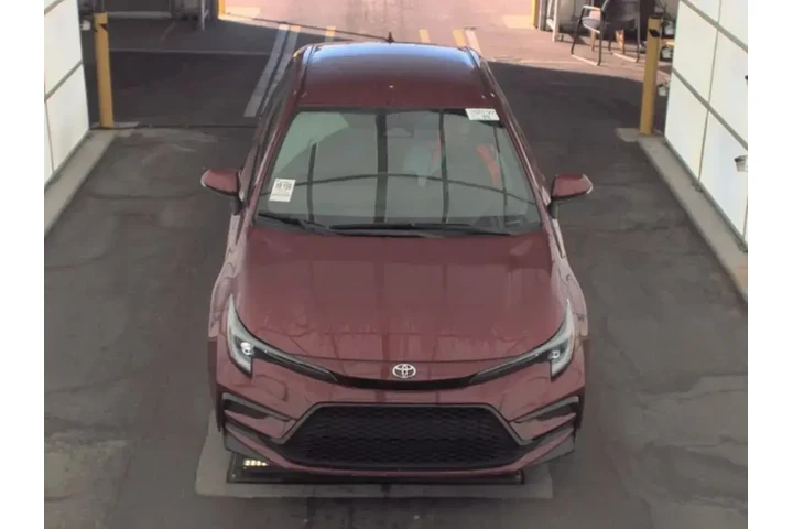 $21493 : Toyota Corolla 2024 SE 4dr S image 2