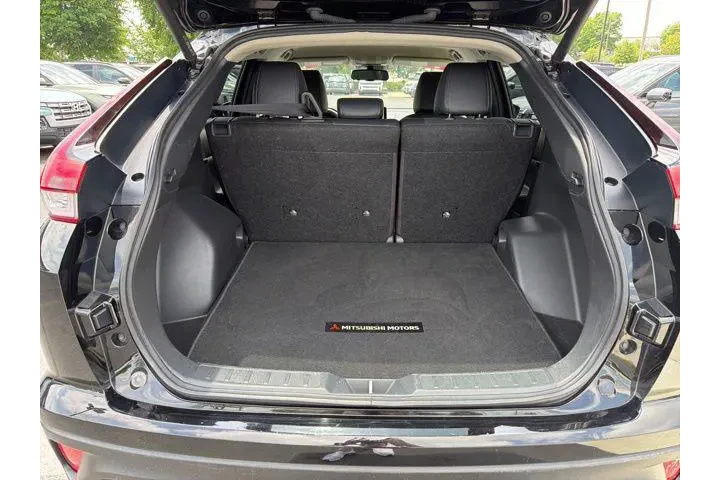 $22678 : Mitsubishi Eclipse Cross 202 image 8