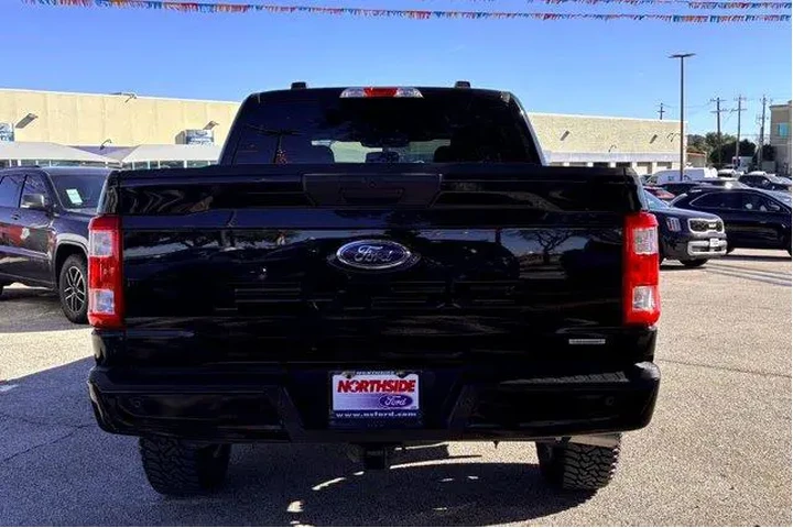 $28977 : Ford F-150 2023 4x2 XL 4dr S image 8