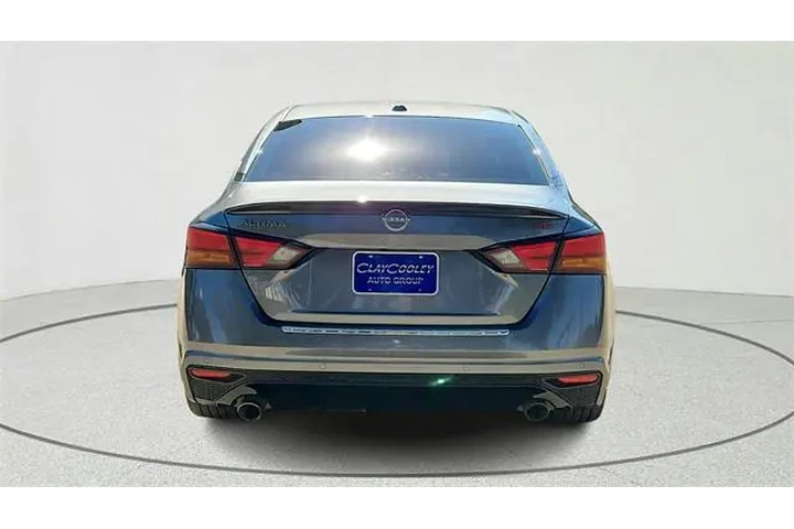 $24250 : Nissan Altima 2023 2.5 SR 4d image 4