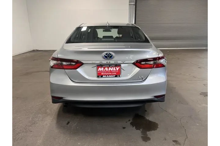 $20972 : Toyota Camry Hybrid 2022 LE image 4