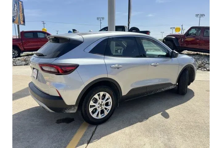 $21988 : Ford Escape 2024 Active 4dr image 5