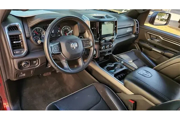 $39088 : Ram 1500 2024 4x2 Laramie 4d image 9