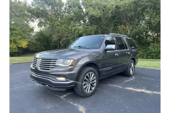 $11999 : 2016 Navigator Select image 2