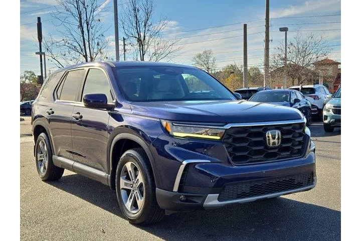 $38471 : Honda Pilot 2023 AWD EX-L 4d image 2