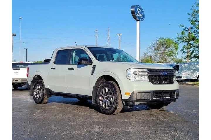 $30770 : Ford Maverick 2024 AWD XLT 4 image 1