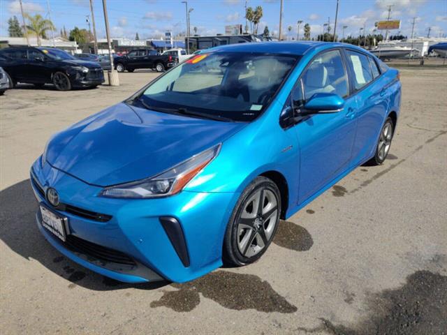 $21999 : 2020 Prius XLE image 1