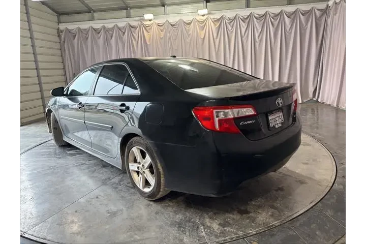 $7399 : Toyota Camry 2014 SE 4dr Sed image 6