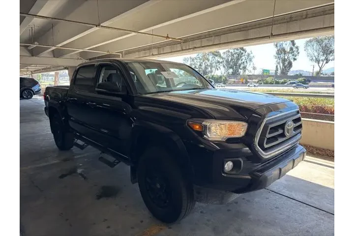 $34995 : Toyota Tacoma 2022 4x4 SR5 V image 4