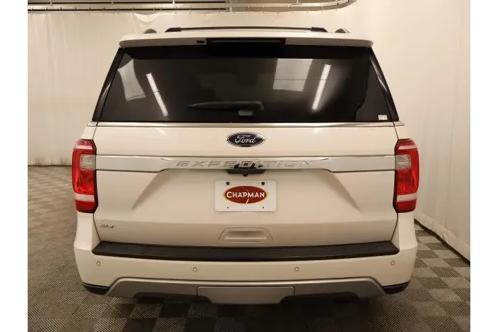 $21147 : Ford Expedition 2018 4x4 XLT image 9