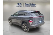 $23533 : Hyundai KONA 2024 AWD SEL 4d thumbnail
