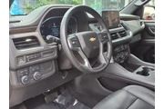 Chevrolet Suburban 2023 4x4 thumbnail