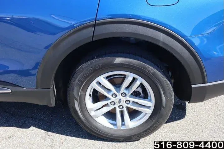 $27947 : Ford Explorer 2022 AWD XLT 4 image 9