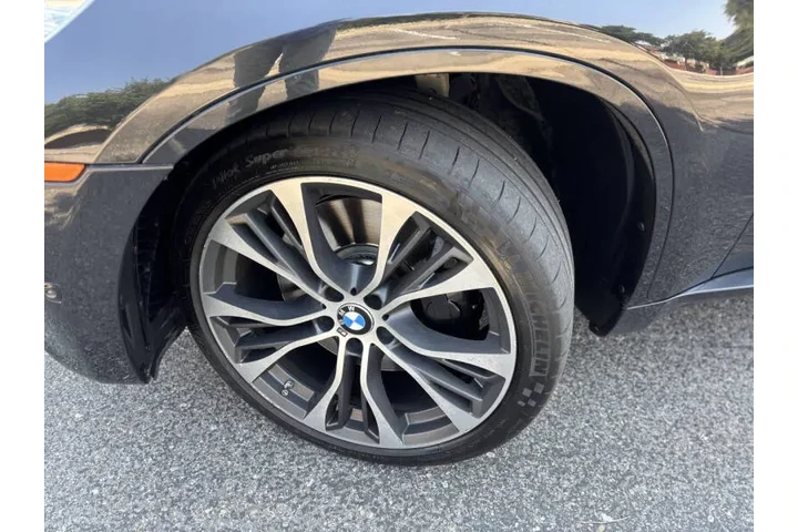 $16995 : 2012 BMW X6 M image 3