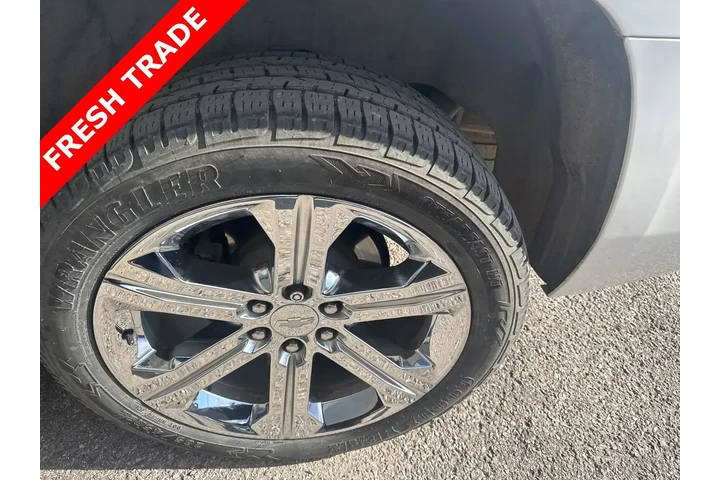 $17908 : Chevrolet Tahoe 2017 4x4 LT image 4