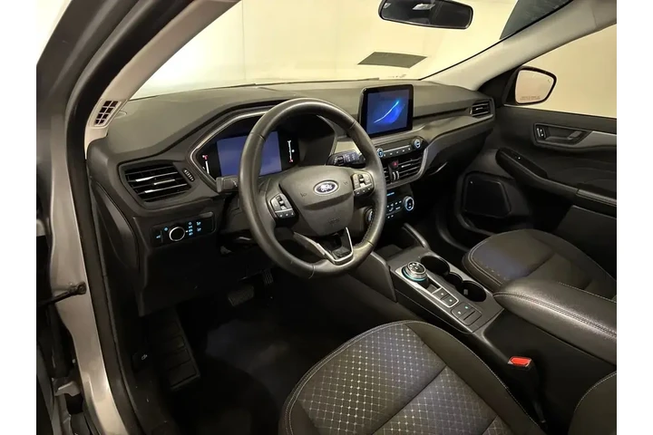 $21900 : Ford Escape 2023 Active 4dr image 5