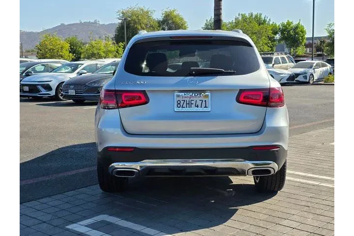 $26658 : Mercedes-Benz GLC 2021 GLC 3 image 6