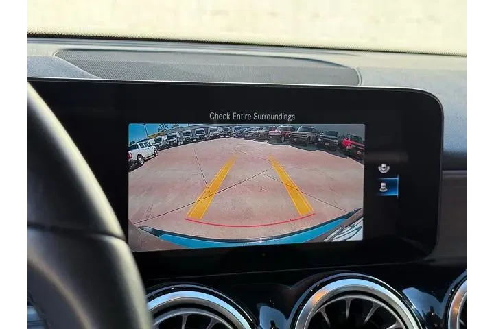 $27989 : Mercedes-Benz GLB 2022 GLB 2 image 10