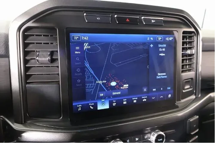 $37017 : Ford F-150 2023 4x4 XLT 4dr image 7