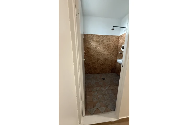 $1650 : Estudio amplio en LoNg Beach image 3