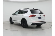 $25998 : Volkswagen Tiguan 2023 SE R- thumbnail