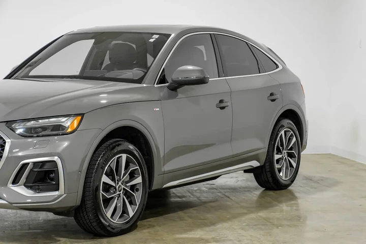 $39990 : 2023 Q5 Sportback S line Pres image 8