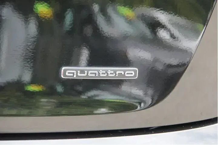 $25500 : Audi Q5 2023 AWD quattro S l image 10