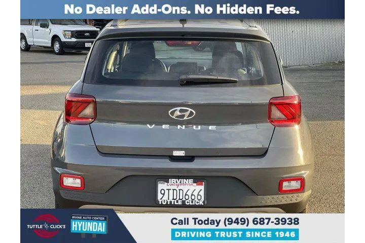 $19988 : Hyundai VENUE 2025 SEL 4dr C image 5