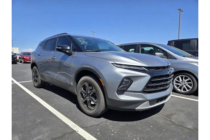 $27500 : Chevrolet Blazer 2024 LT 4dr image 1