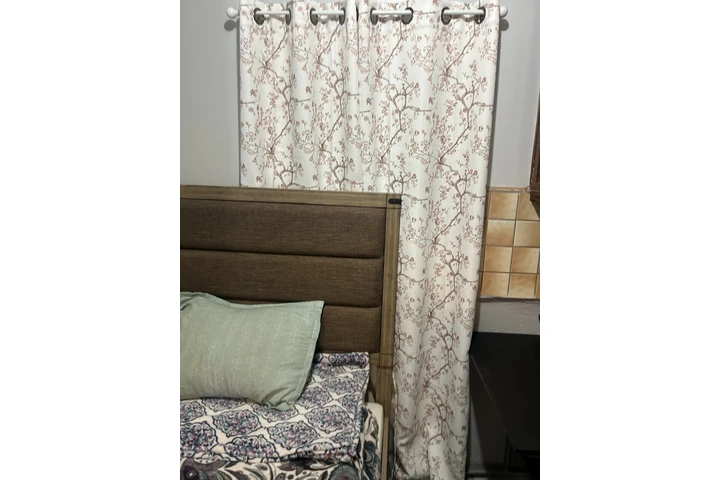 $750 : Habitación en renta image 3