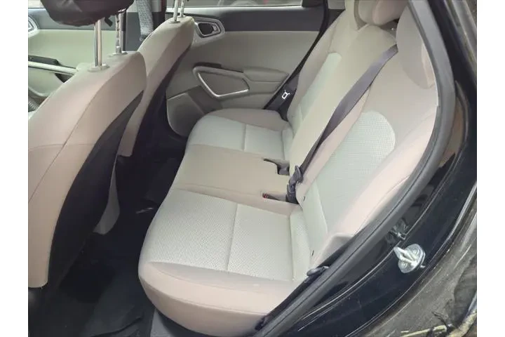 $14990 : Kia Soul 2021 LX 4dr Crossov image 7