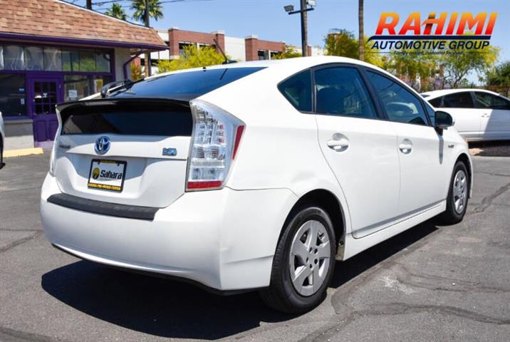 $7997 : 2010 Prius II image 6