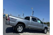 $29888 : Toyota Tacoma 2015 4x4 V6 4d thumbnail