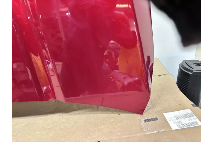 $750 : FRONT HOOD GENUINE RED image 3