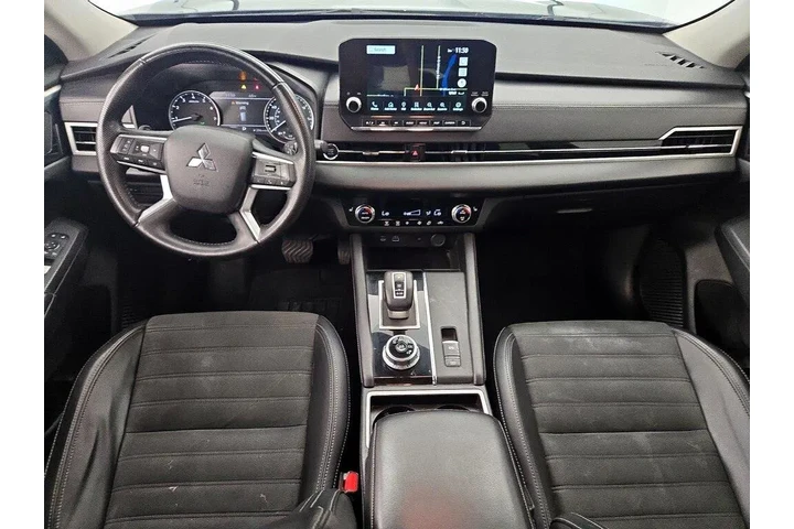 $25998 : Mitsubishi Outlander 2024 SE image 9