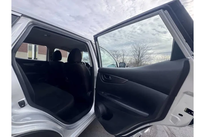 $9999 : 2019 Rogue Sport S image 10